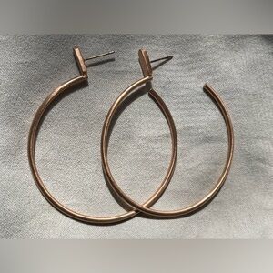 Kendra Scott Pepper hoop in rose gold